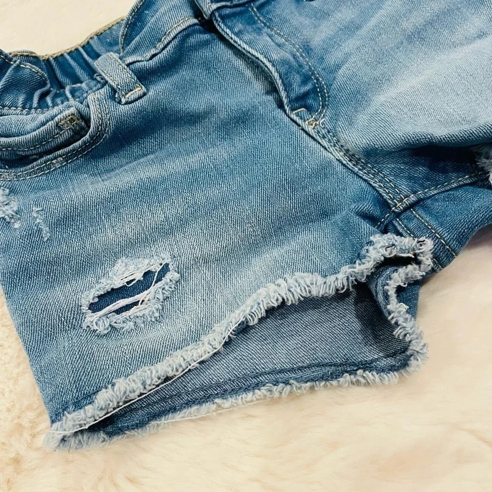GAP Denim Distressed Raw Hem Toddler Kid’s Shortie Jean Shorts Size 5 Years